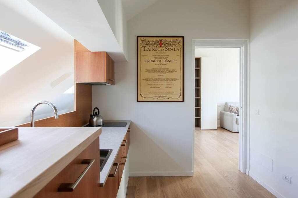 Sanpietro Allorto 22 Duomo Suite Dom12 Milano Eksteriør bilde